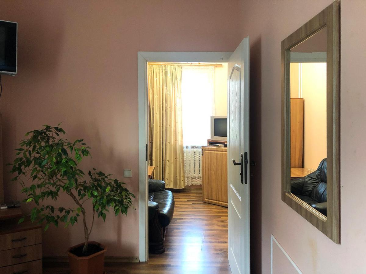 Chervonograd Comfort Hotel מראה חיצוני תמונה