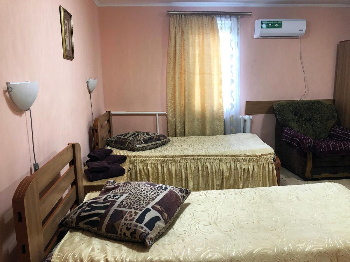 Chervonograd Comfort Hotel מראה חיצוני תמונה